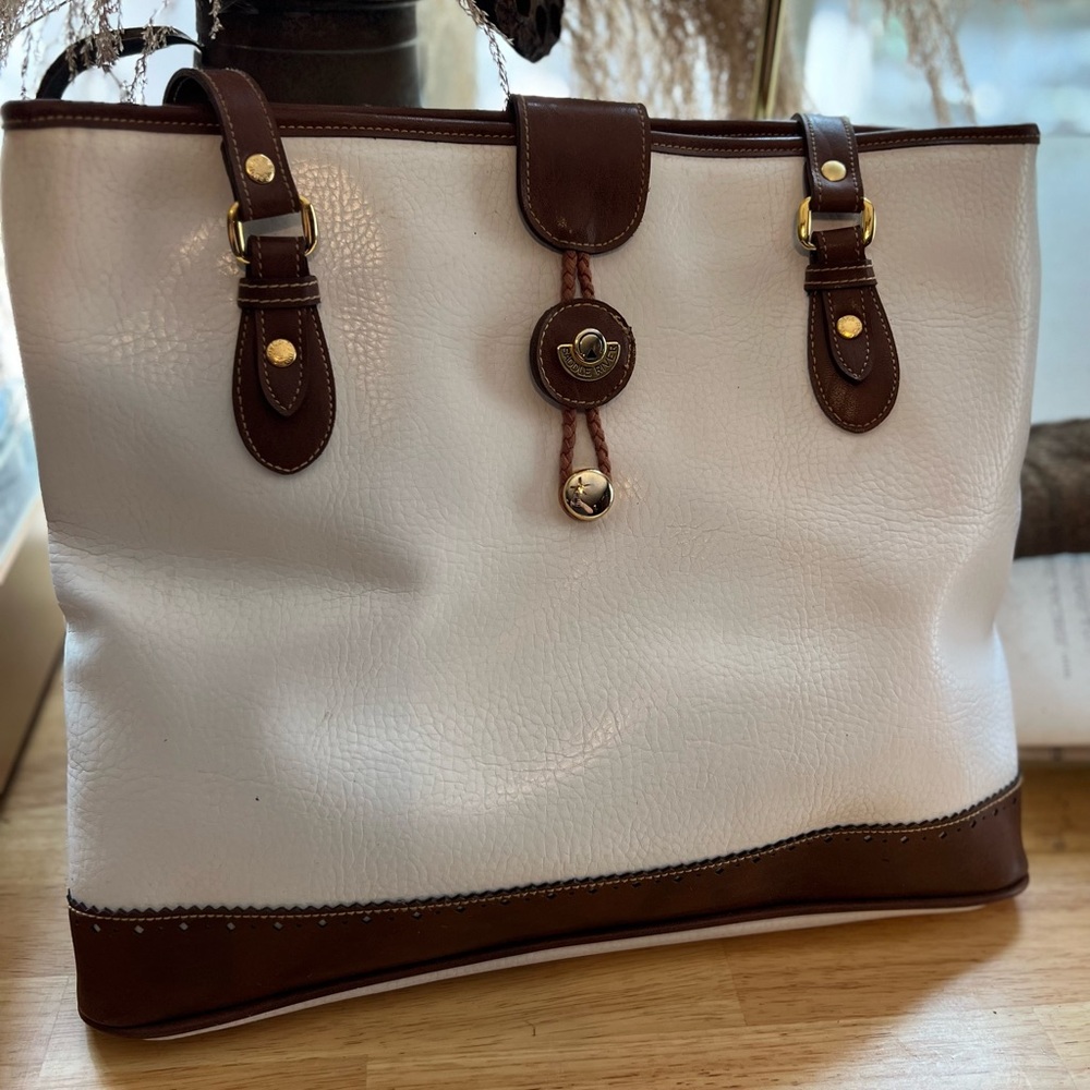 Vintage white Saddle River tote